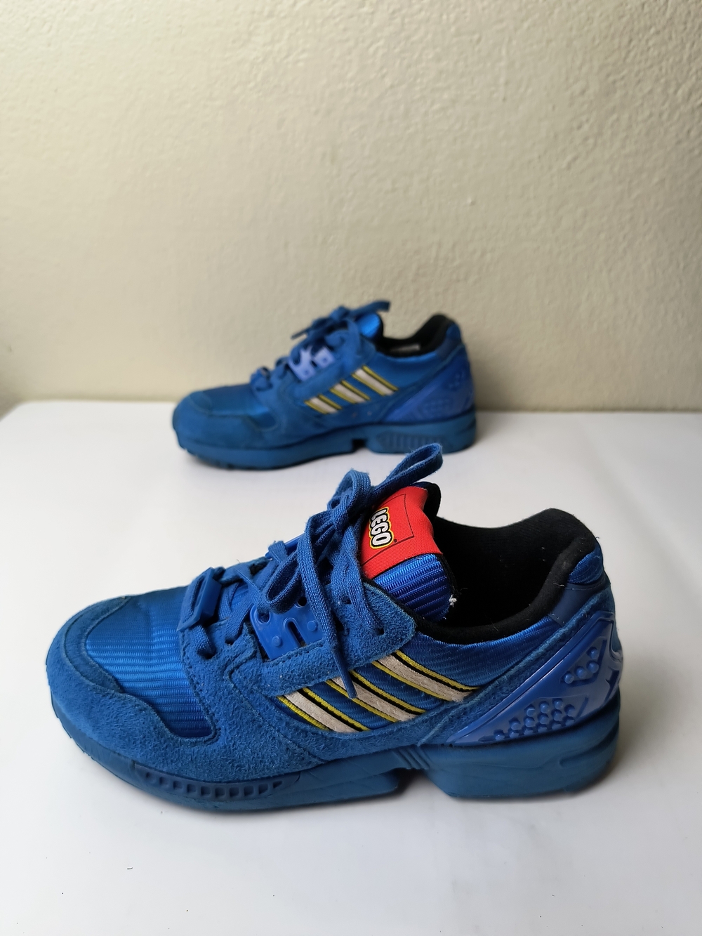 adidas Torsion ZX 8000 - LEGO Kids Blue Sneakers with Yellow Stripe Big Boy 4.5